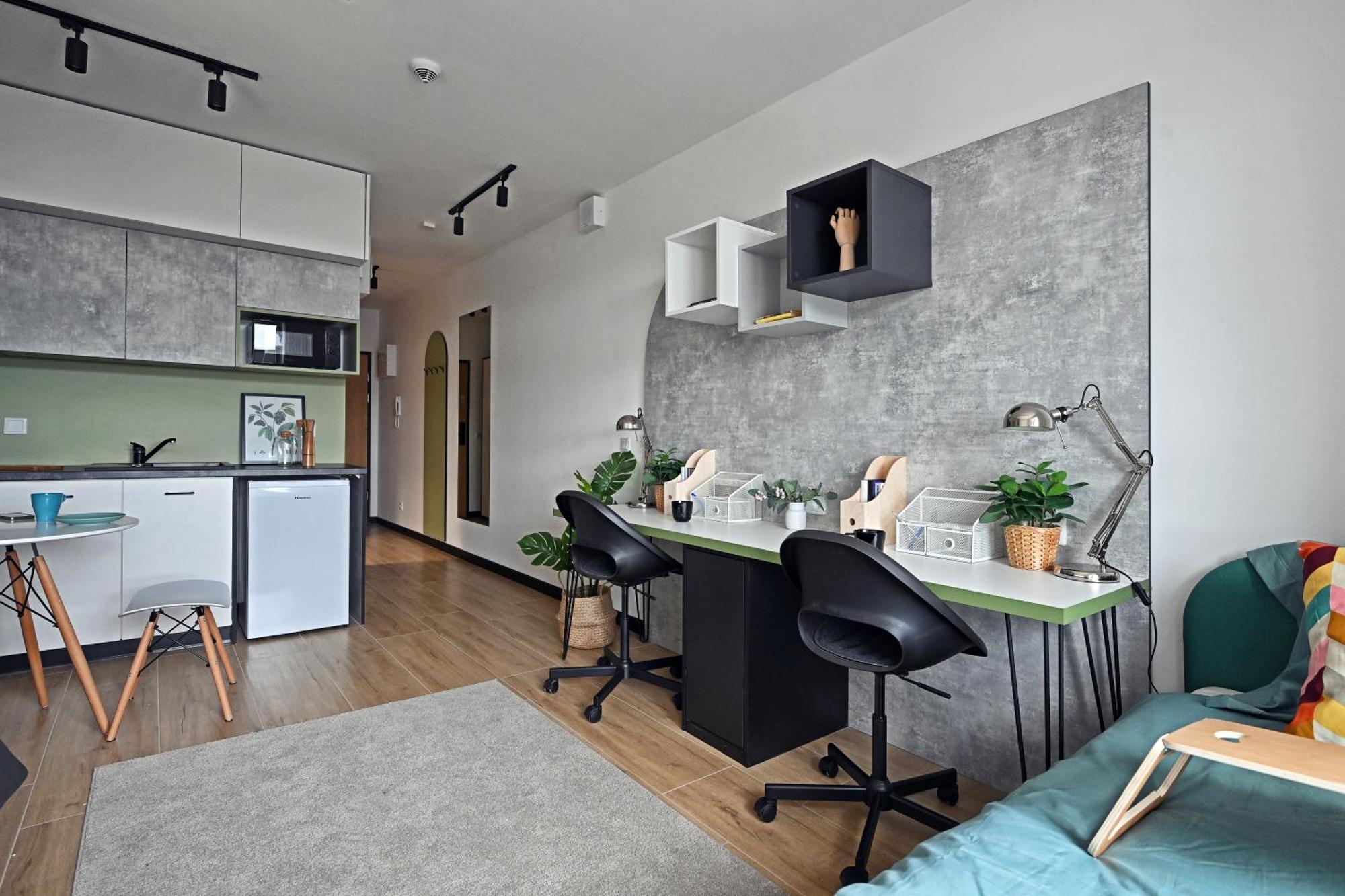 Zeus Economy Apartment